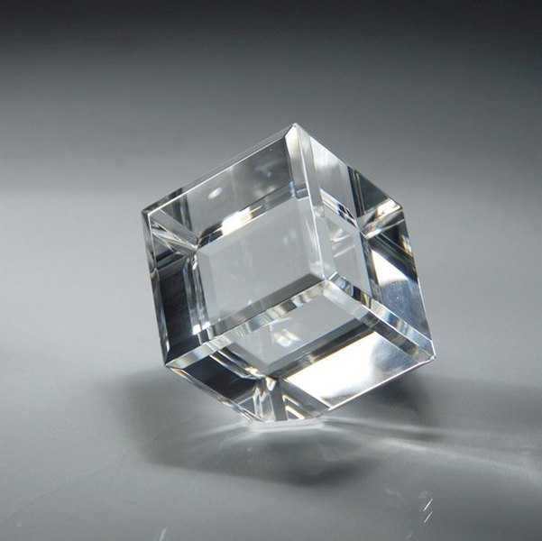 Optical Crystal Beveled Diamond Cube, K9 Crystal Cube With Cutting Angle, Optical Glass Cube Cutting A Corner